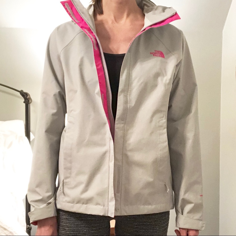 The North Face Venture 2, great condition, size S